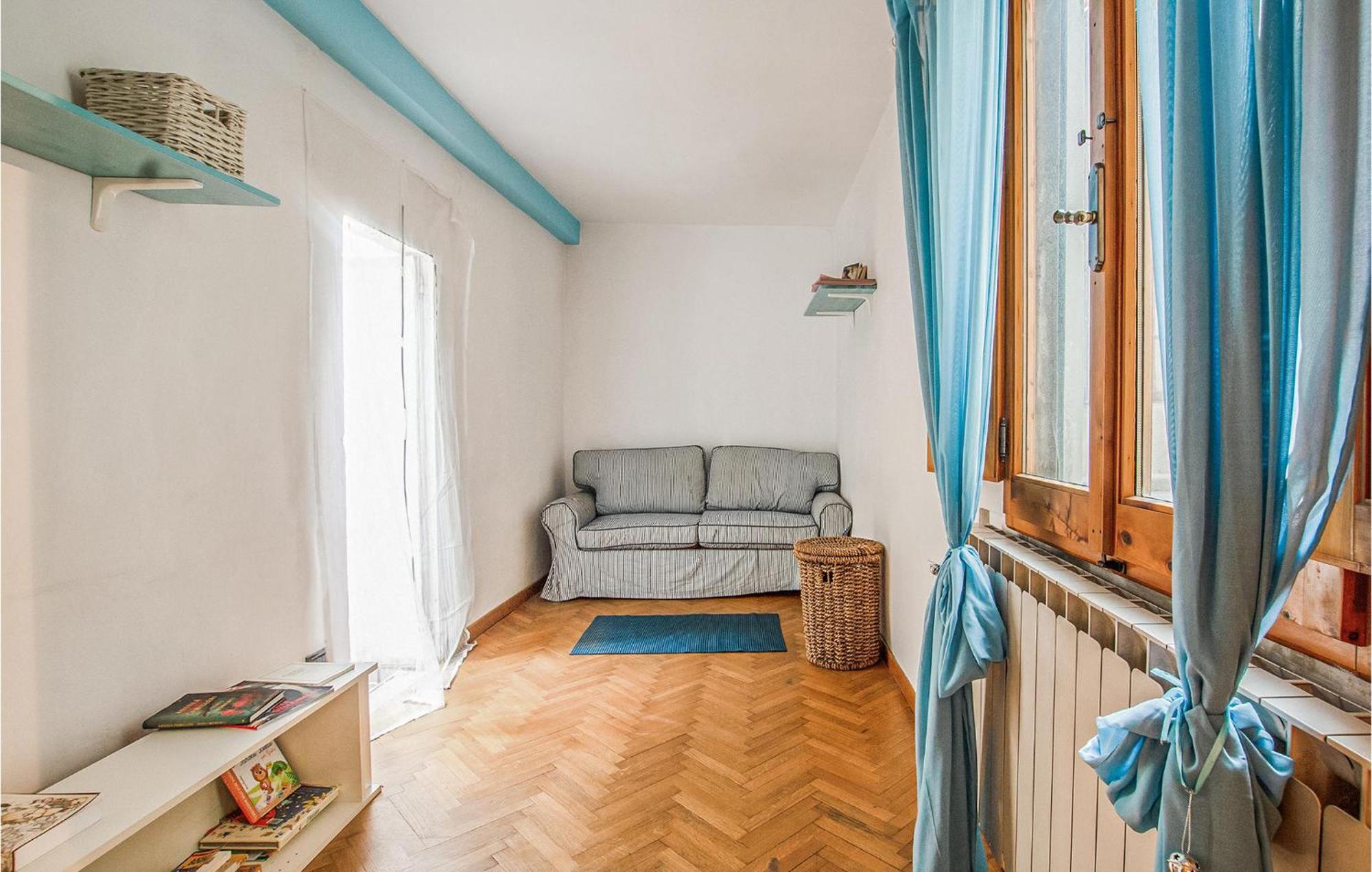 Awesome In Firenze With Wifi Apartamento *